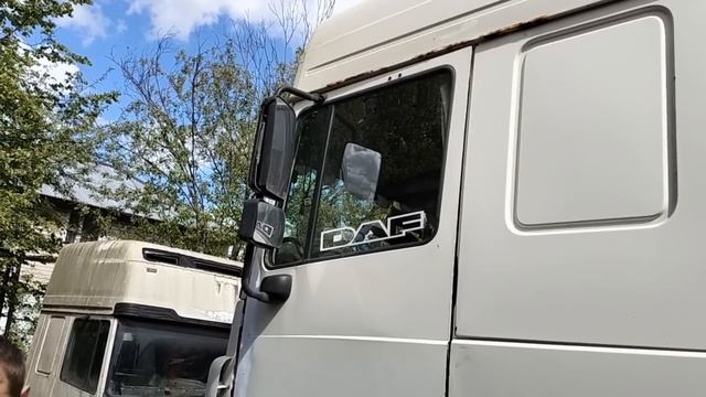 Поставили капот и бак на даф #daf