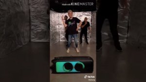 1 часовая версия🗿✊ ГЛЕНТ КОБЯКОВ ГЛЕНТ ВЛАД БУМАГА (лучший хит года👺🗿✌️).          *рофл*