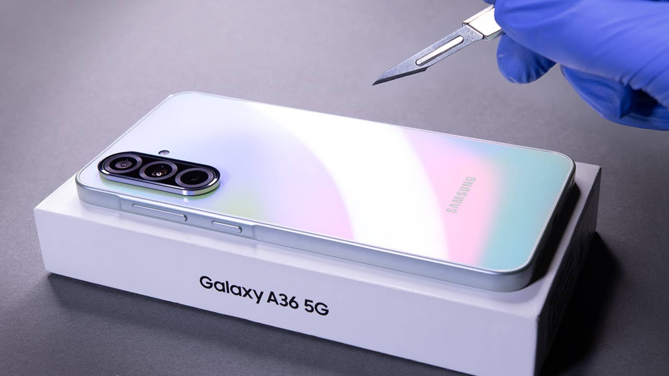 Samsung Galaxy A36, Распаковка и тест камеры смотреть онлайн