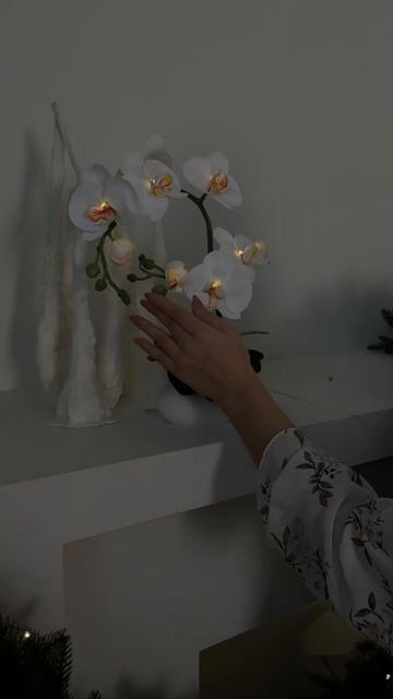 СВЕТИЛЬНИКИ ИЗ ЦВЕТОВ ДЛЯ ВАУ-ПОДАРКА #подароксвоимир смотреть онлайн