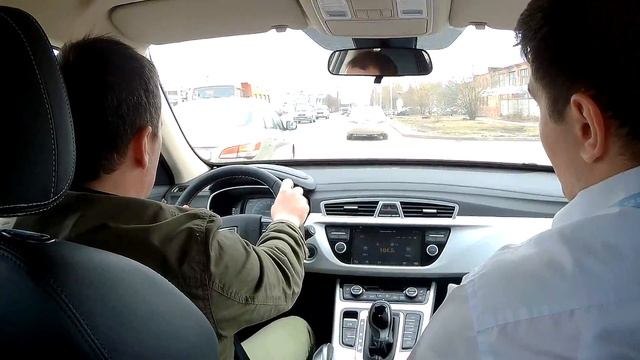 Веста Кросс 1.8 не смогла догнать Весту 1.6.Пробуем Джили Атлас Турбо и Эмгранд Х7 смотреть онлайн