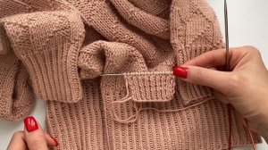 Резинка скрещенными петлями. По кругу и поворотными рядами.