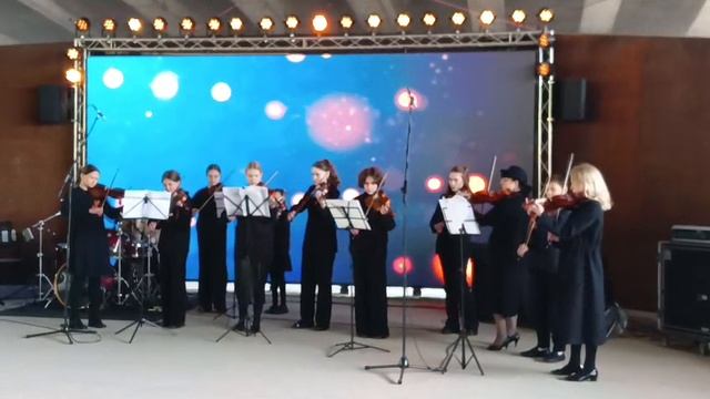 Ансамбль скрипачей Кантабиле смотреть онлайн