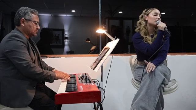 Annika - Perdóname (Cover para mi mama) смотреть онлайн