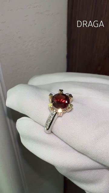 Золотое кольцо с гранатом и 💎 #shortvideo #draga #shortsvideo #shortsyout смотреть онлайн
