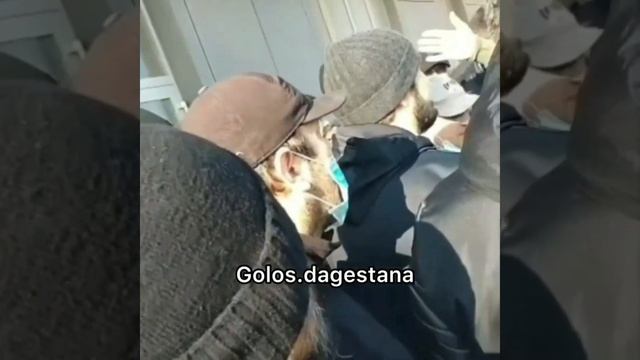 Жители посёлка Караман-2 вышли на акцию протеста из-за смотреть онлайн