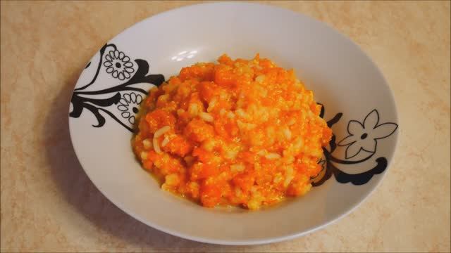 Очень ВКУСНАЯ и ПОЛЕЗНАЯ ТЫКВЕННАЯ каша на МОЛОКЕ рисовая каша с тыквой КАША рецепт блюда смотреть онлайн