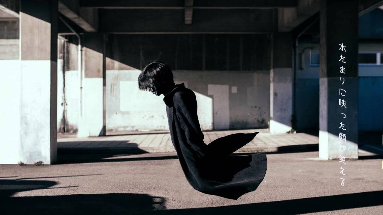 ЮУКИ МИЯКЕ — Смеющийся Манекен ft. ГУМИ / 嗤うマネキン - GUMI смотреть онлайн