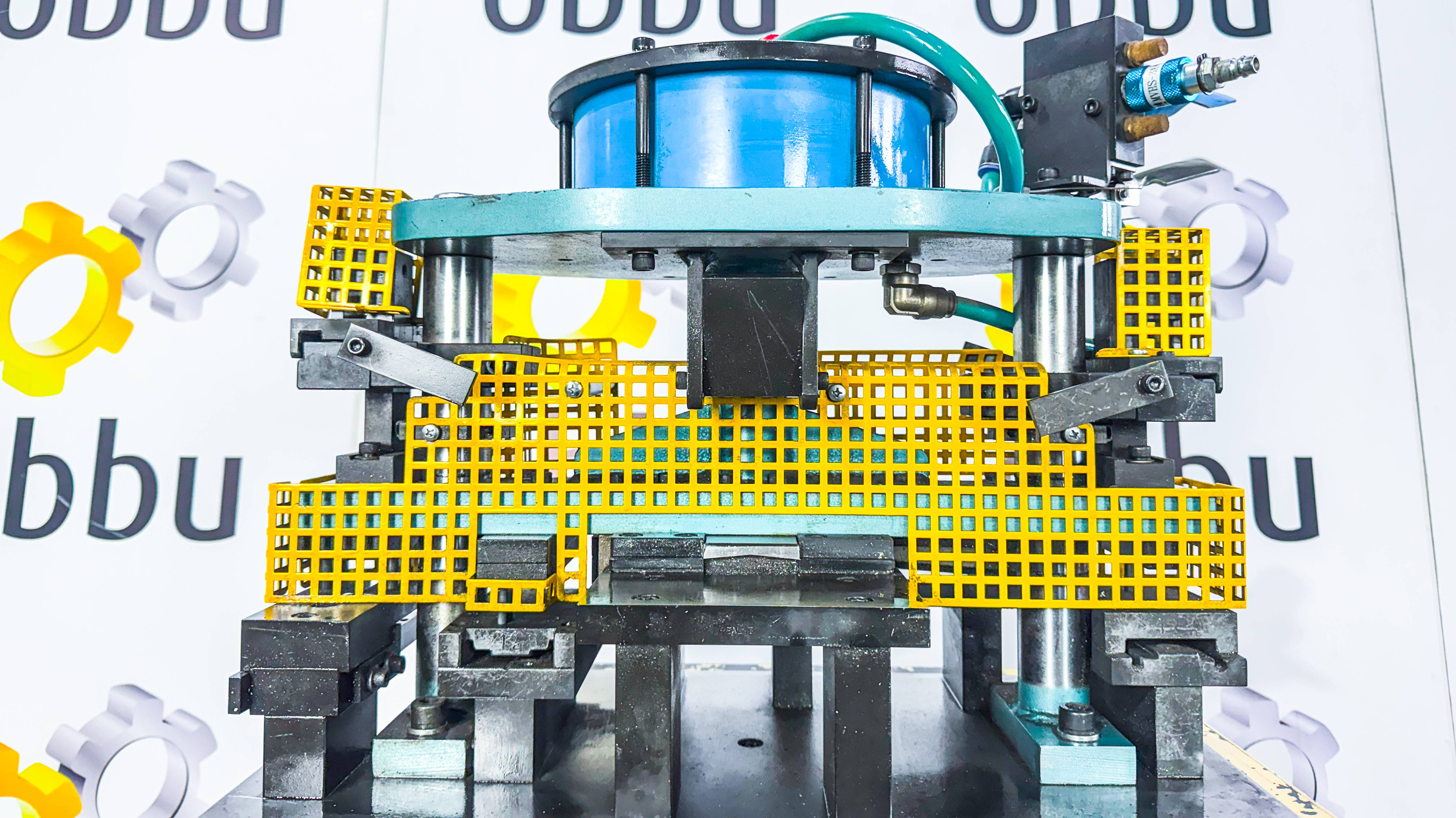 SHOHAM REALIT RF 50/040 Фасадный пресс — OBBU.RU