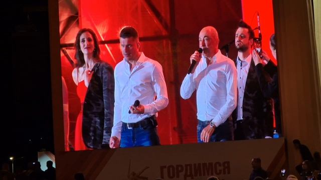 "День Победы" - Хор Турецкого в Волгограде смотреть онлайн