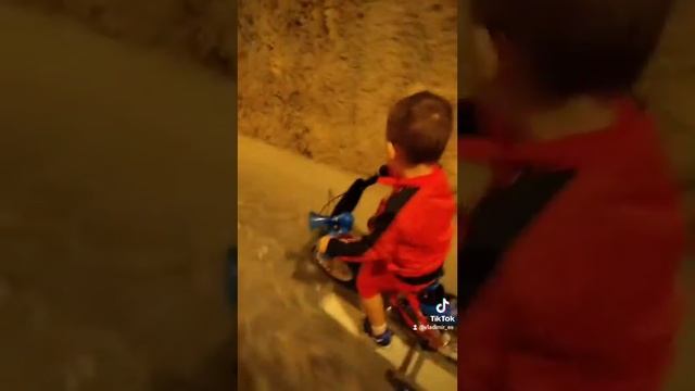 Туннель. Свет в конце туннеля. Привидение. Ночная прог? смотреть онлайн
