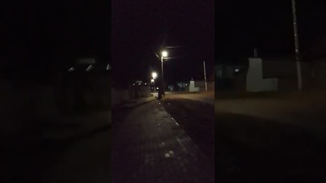 Вечер фонари🌛✨#деревня #вечер смотреть онлайн