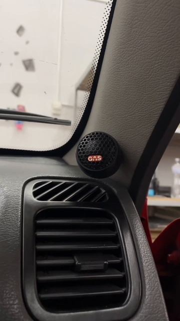 Руйнуємо популярні міфи про автозвук! #автозвук #decibel #? смотреть онлайн