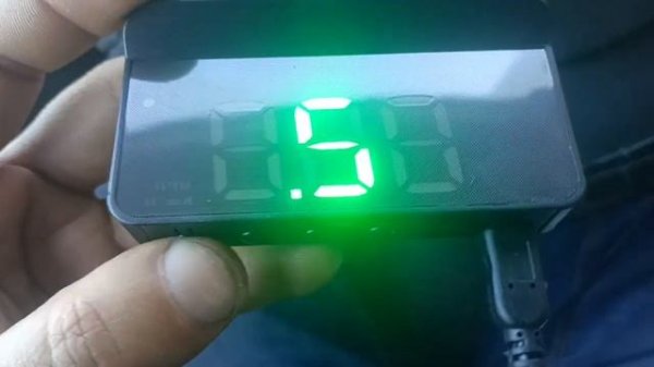 GPS-проектор скорости на лобовое стекло