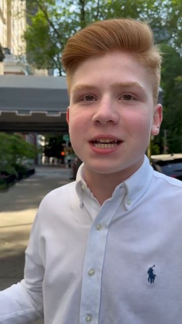 КРАСНАЯ ЛАМПОЧКА В НЬЮ-ЙОРКСКИХ ПОДЪЕЗДАХ📍!!! смотреть онлайн