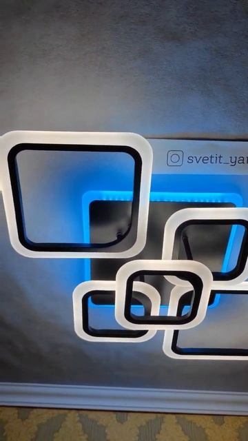 5 ромбов. 140w - на 15-23кв.м. На любой потолок. Управление с ?