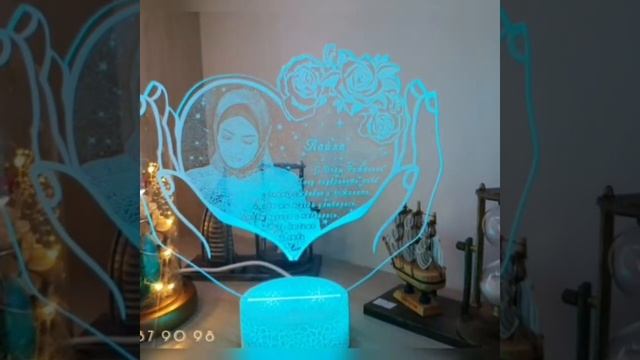 светильник с фото https://www.instagram.com/p/CJhOGlxlw3Y/?igshid=1qattj3imm7dk смотреть онлайн