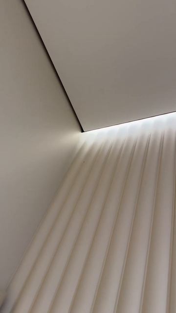 Подсветка в натяжном потолке #shorts #натяжнойпотолок