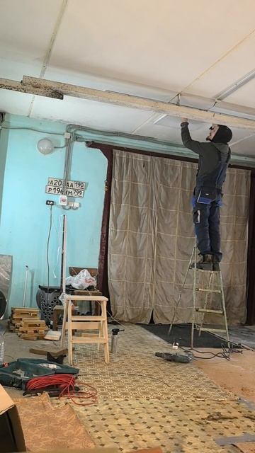 света мало не бывает смотреть онлайн