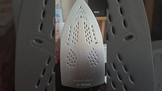 Как очистить утюг? Как очистить подошву утюга?#утюг #bosc смотреть онлайн