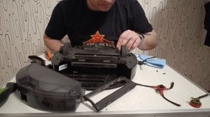 Обслуживаю робот пылесос 🤖 ТО пылесоса,замена щеток ?
