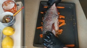 Жерех  в духовке целиком с морковкой по корейски
