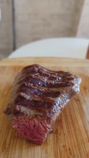 МЯСО СТЕЙК НА ГРИЛЕ #вкуснаяеда смотреть онлайн