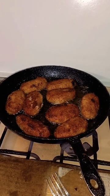Домашние котлеты просто ♨️😊👌 смотреть онлайн