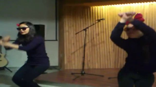 Прикольный танец