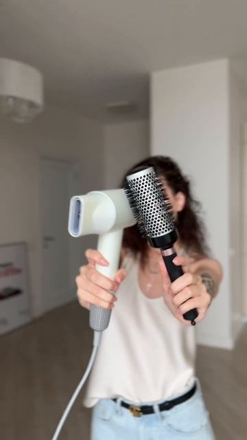 Новый малыш от baum zindech для идеальной укладки🖤 смотреть онлайн