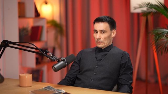 Мужское сообщество по книге "Хватит быть славным парн? смотреть онлайн