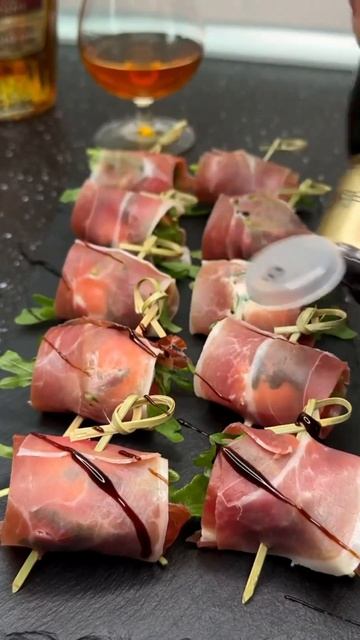 Закуска за 5 минут из того, что всегда есть в холодильн? смотреть онлайн