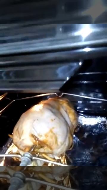 Курица на вертеле в домашних условиях Ролик 4 смотреть онлайн