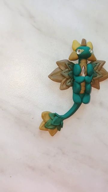 Магнит на холодильник из полимерной глины 