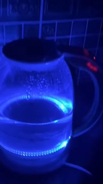 Наш светящийся чайник с разными температурными режим? смотреть онлайн