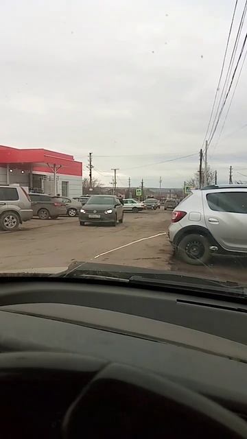 новогодняя шумиха/погода не блесщет/но людям все ровн? смотреть онлайн