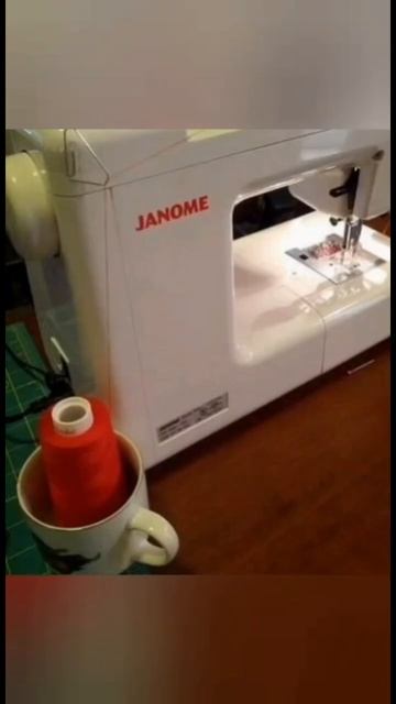 Шитье Большими Бабинами.Пользуемся лайфхаками и подп?