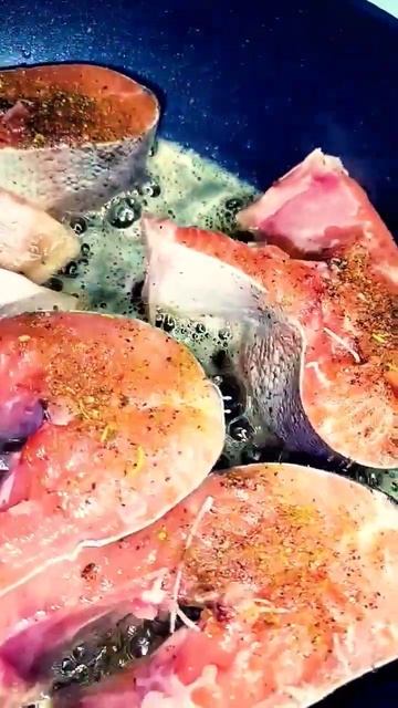 Форель на сковороде 😋😋😋😋😋#Sashakerimov смотреть онлайн