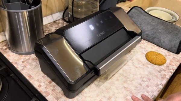Вакуумирую печенье🍪 обзор на вакууматор Kitfort KT-1532 #kitfo