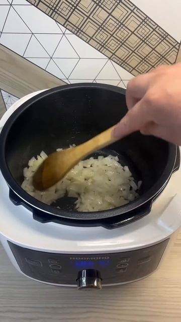 ПРОСТОЙ И ВКУСНЫЙ ужин в мультиварке! Рагу по- венгерс? смотреть онлайн