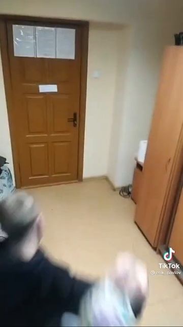 сломались телек,айфон,системник, чайник смотреть онлайн