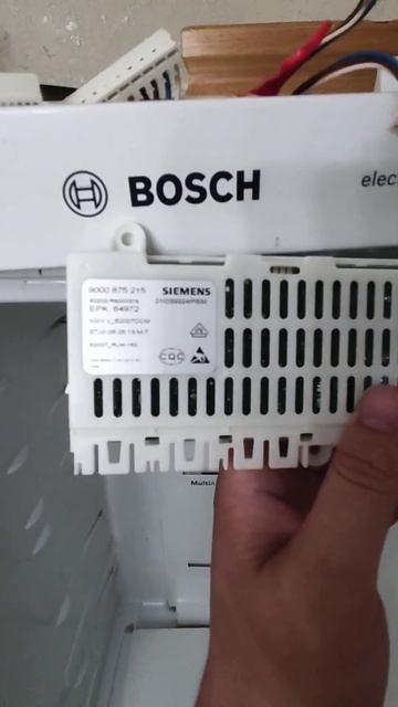 Холодильник Bosch 7+ лет, не холодит #ставрополь #ремонтхо смотреть онлайн