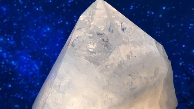 Уникальный Горный Хрусталь с Подсветкой из Урала | Пре смотреть онлайн