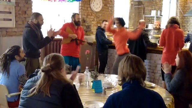 Танцующее племя в Гуслице