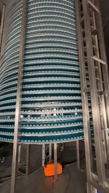 Собрали небольшой холодильник 😂 смотреть онлайн