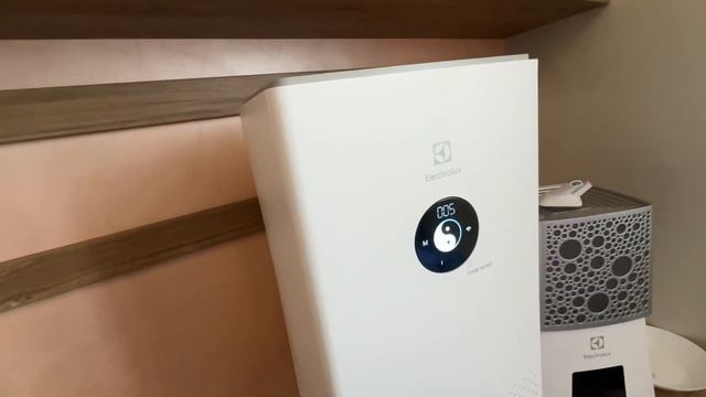 Очиститель воздуха Electrolux EAP-2050D/2075D не работает в прило? смотреть онлайн