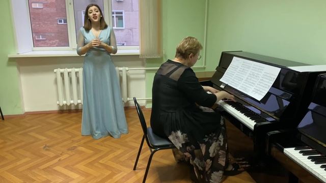 Э. Григ «Люблю тебя» и И. Хрисаниди «Первый ландыш» смотреть онлайн