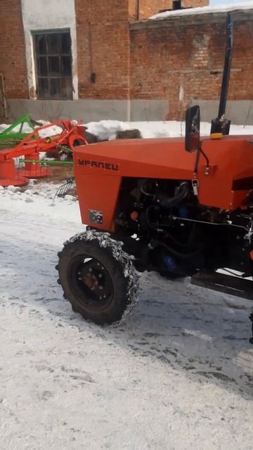 Грейдерная лопата с зубьями Уралец смотреть онлайн