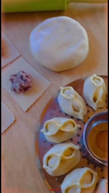 Много есть вредно, а мало — скучно.#shorts смотреть онлайн