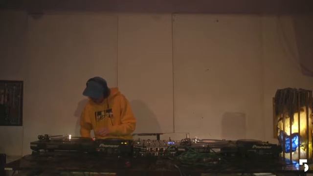 5 букв радио x AZ Afterparty - KG @ WIP 28may2022 смотреть онлайн